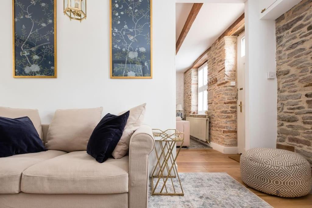 Luxury Cottage Near Hay-On-Wye Llanigon Bagian luar foto